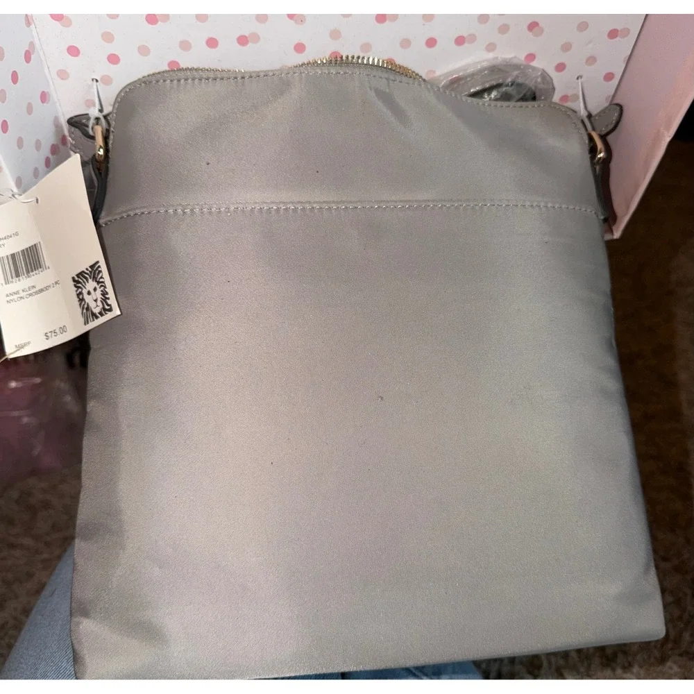 Anne Klein Nylon Crossbody Bag and Umbrella 2 Piece Gift Set Grey AKH4041G NEW